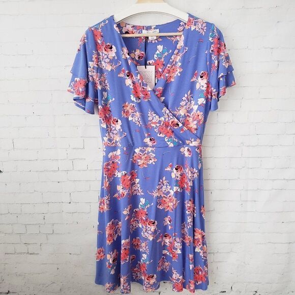 Tabitha Webb Dresses & Skirts - NEW Tabitha Webb Surplice Bodice Blue Floral Dress Size L Flutter Sleeve Stretch